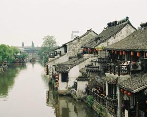 夫妻在一起过日子，到底是感情重要，还是物质重要游戏画面